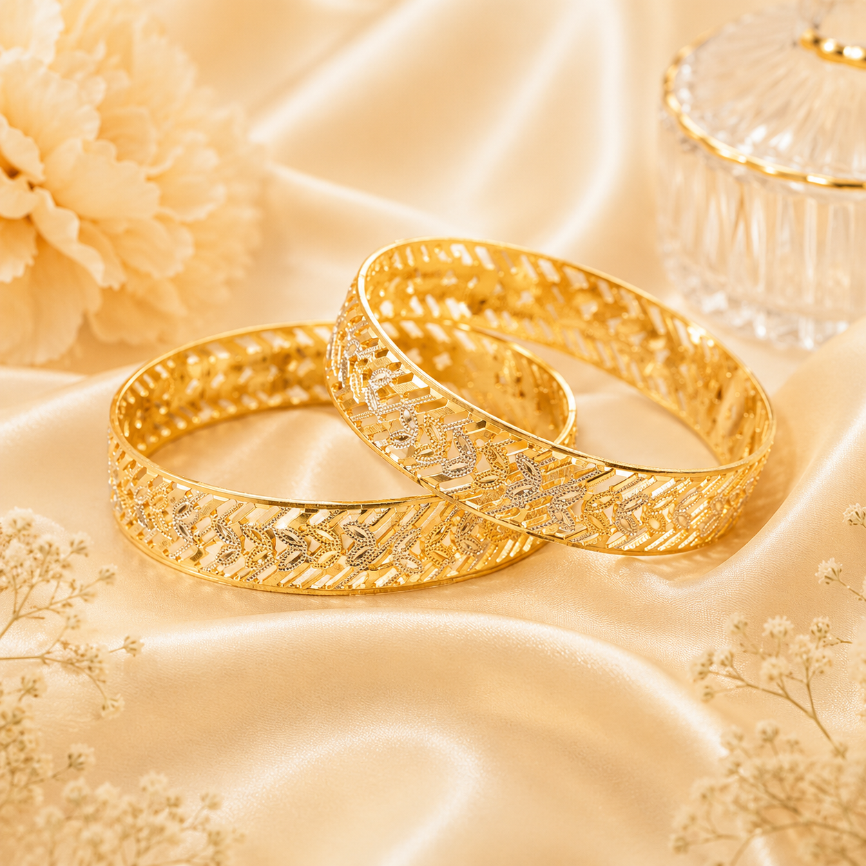 Golden Vine Broad Bangle