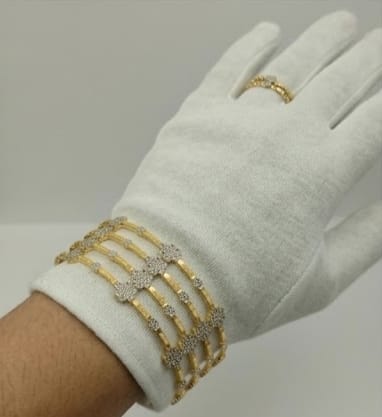 Lightweight Snowflake Design Bangles - Image 3