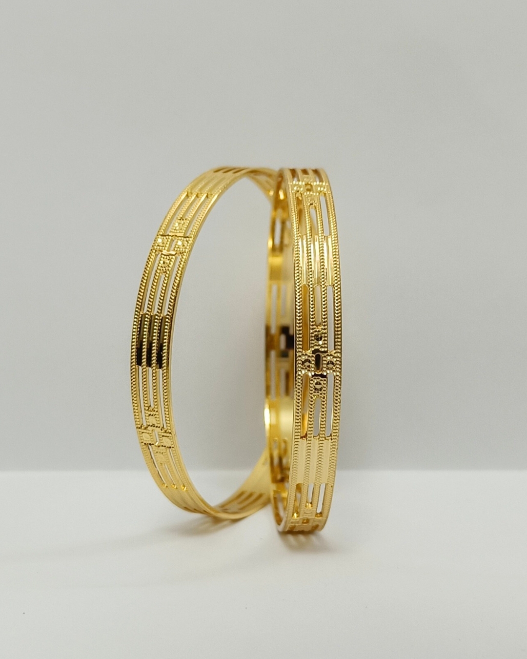 Linear Luxe Bangles alt